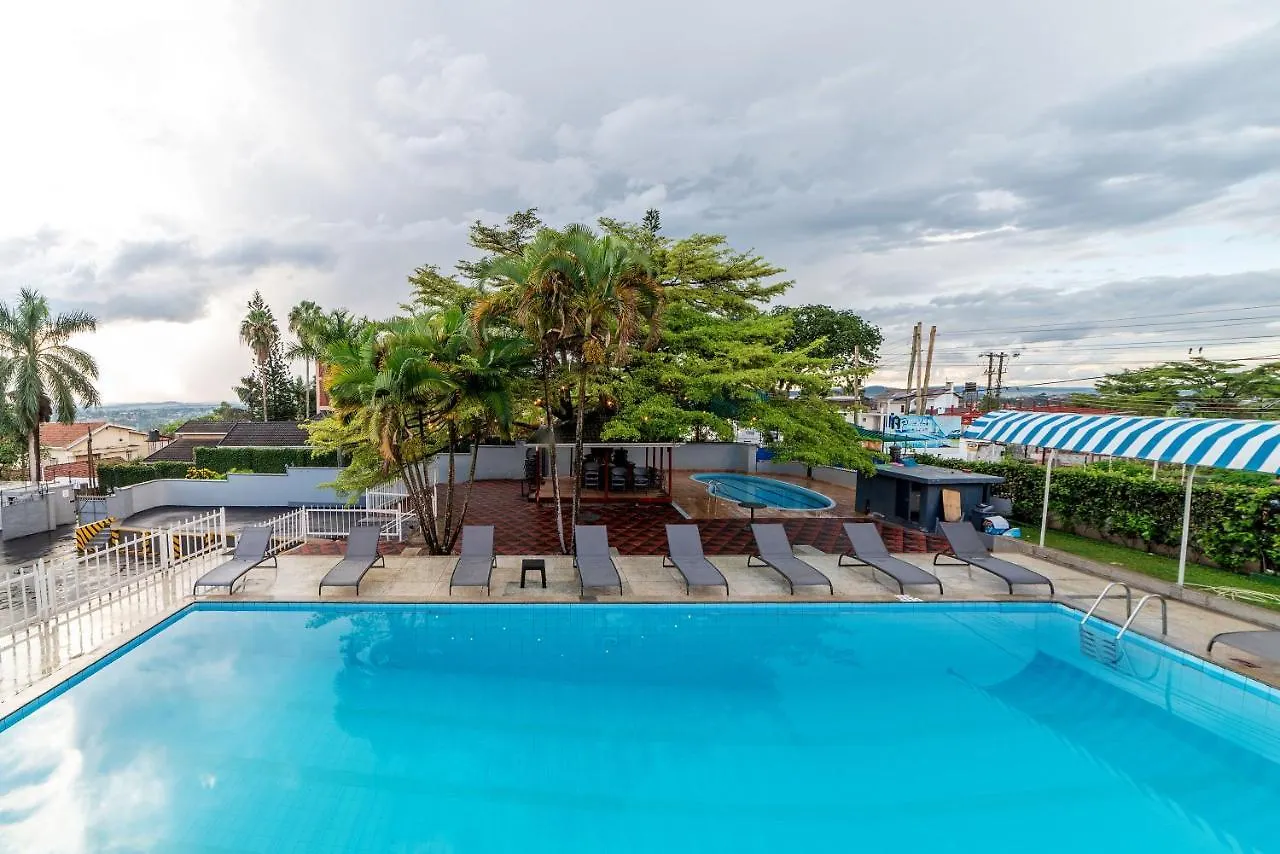 Afro Park Hotel Καμπάλα